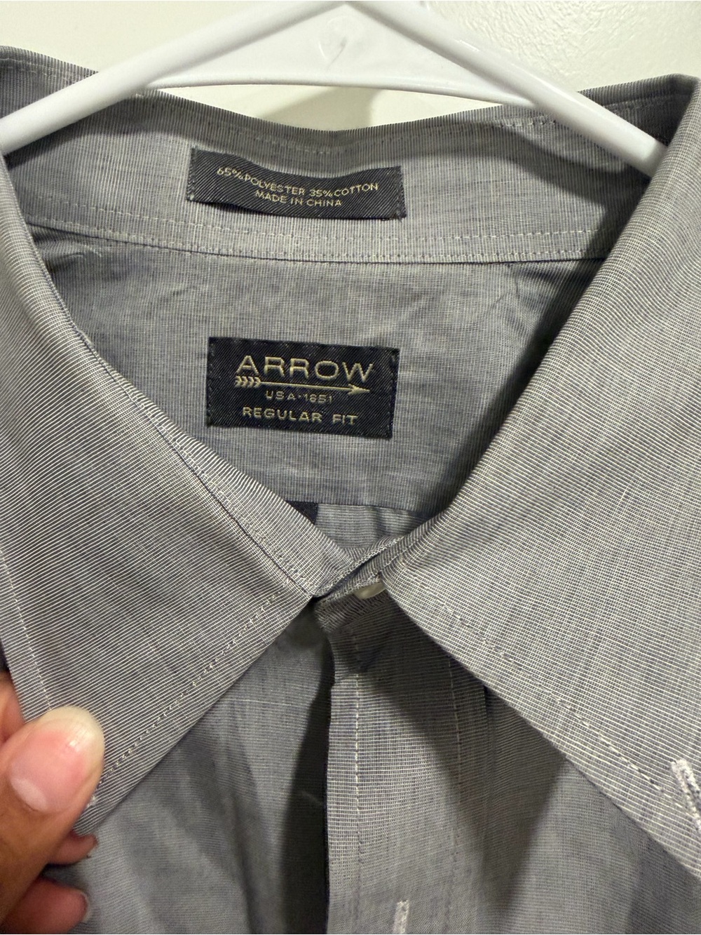 Arrow Men's Light Gray Regular Fit Button-Up Dress Shirt